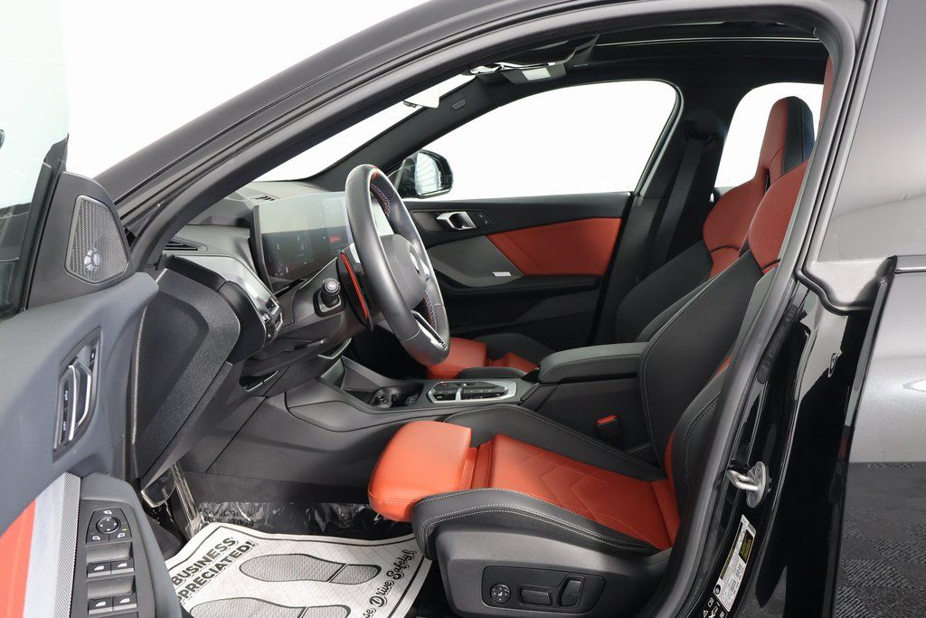 Thumbnail: 2025 BMW 2 Series - 10