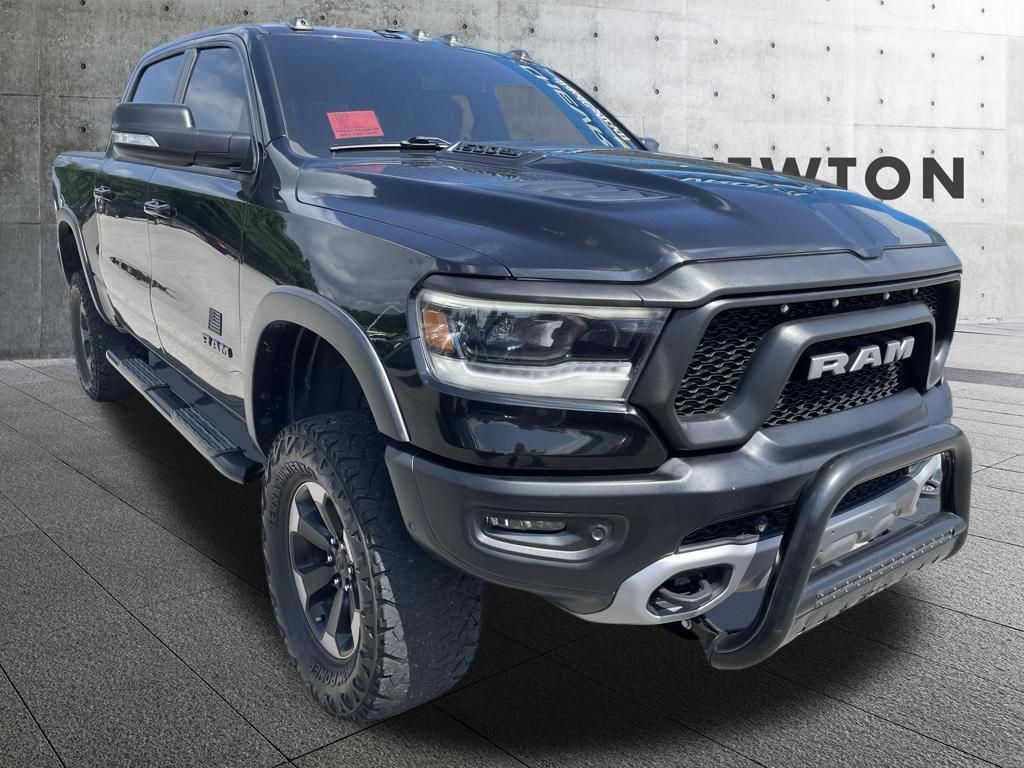 Diamond Black 2019 RAM 1500 Pickup Truck Four-Wheel Drive 8-Speed Automatic