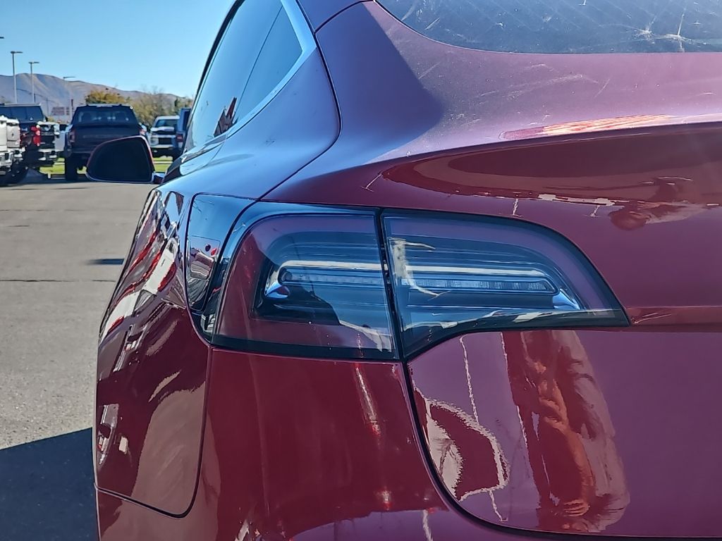 2018 Tesla Model 3  33