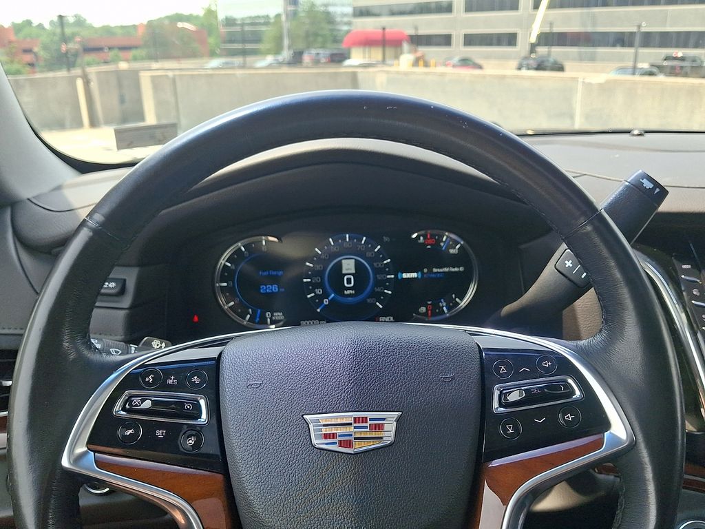 Thumbnail: 2018 Cadillac Escalade - 22