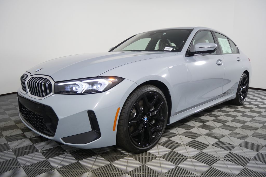 Thumbnail: 2026 BMW 3 Series - 7