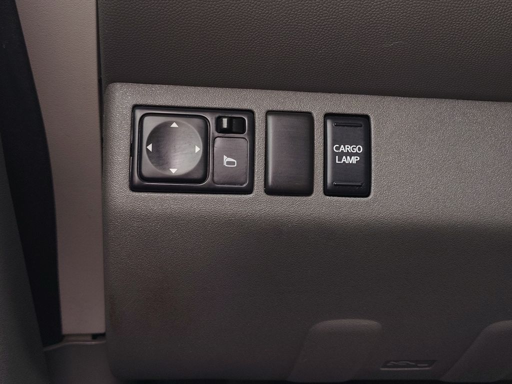 Used Car 2018 Nissan Frontier  Sv For Sale Under $25,000 In Austin, Texas