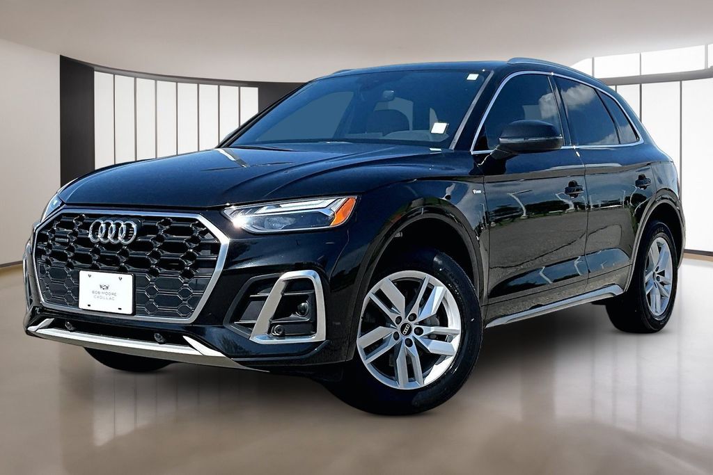 Mythos Black Metallic 2023 Audi Q5 quattro Premium S Line 45 TFSI SUV / Crossover All-Wheel Drive 7-Speed Automatic