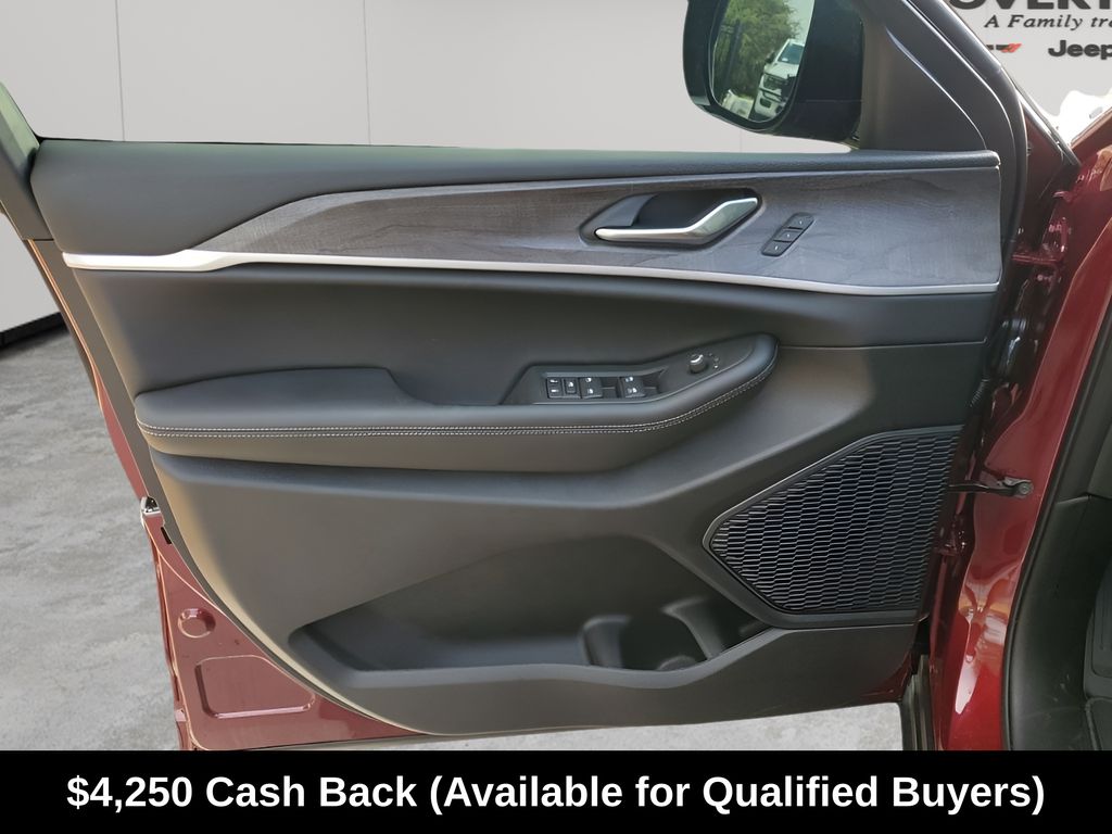 New Car 2025 Jeep Grand Cherokee  Limited For Sale Under $40,000 In Austin, Texas