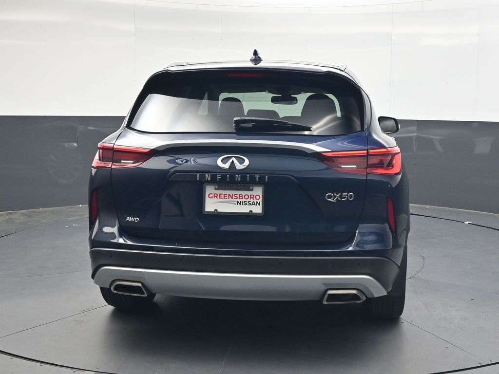Used 2020 Blue INFINITI LUXE image 4