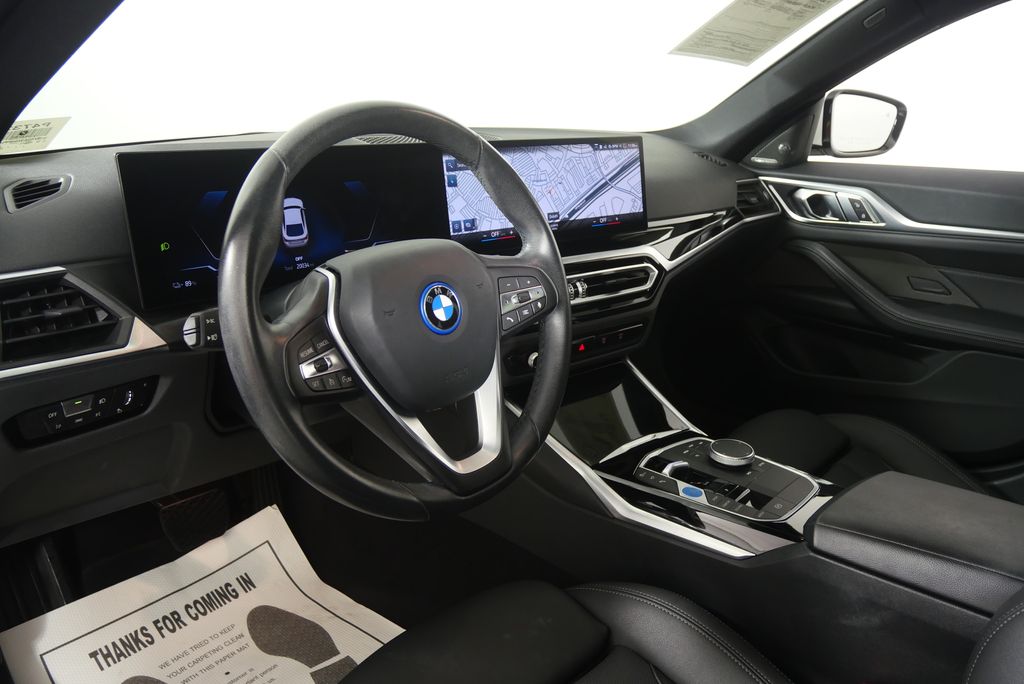 Thumbnail: 2023 BMW i4 - 12