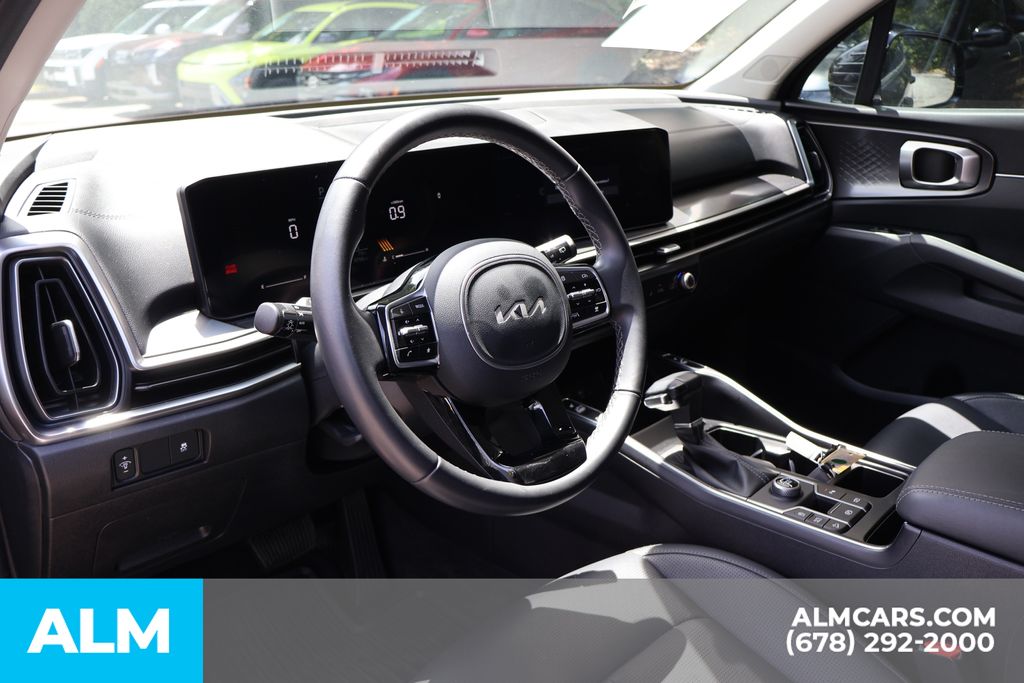 Used 2025 Black Kia S image 9