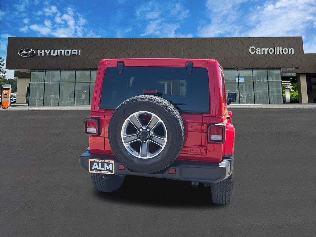 Used 2022 Red Jeep Unlimited Sahara image 6