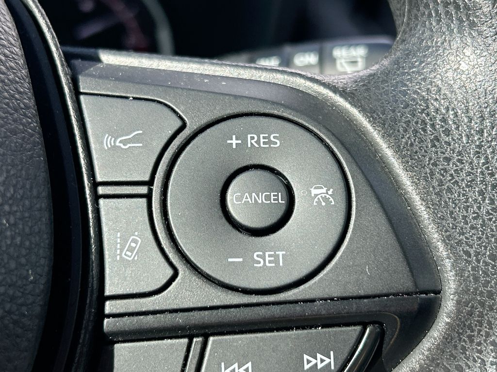 Thumbnail: 2024 Toyota RAV4 - 18
