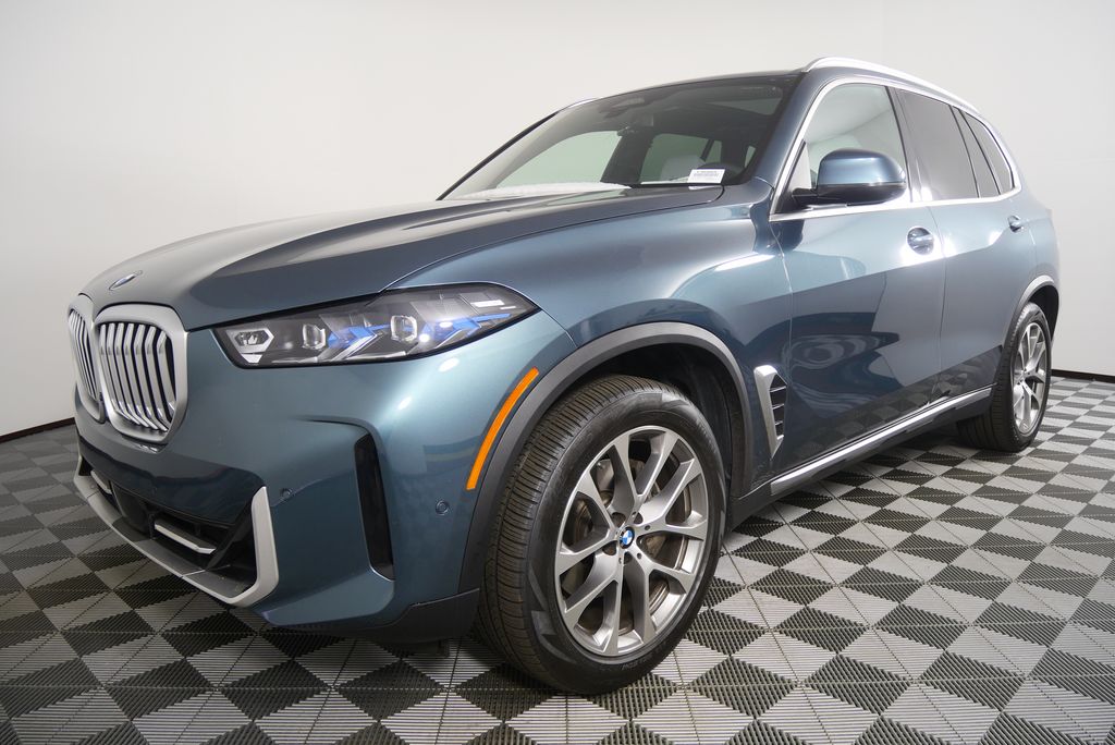 Thumbnail: 2026 BMW X5 - 8