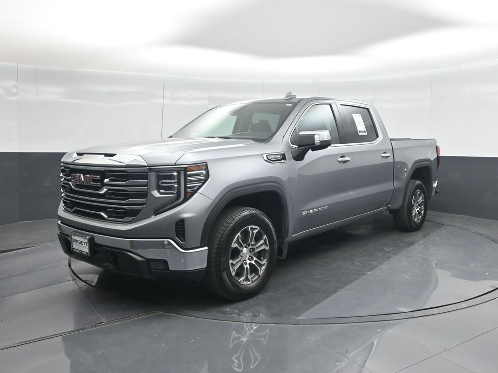 Used 2025 GMC Sierra 1500 SLT  Crew Cab