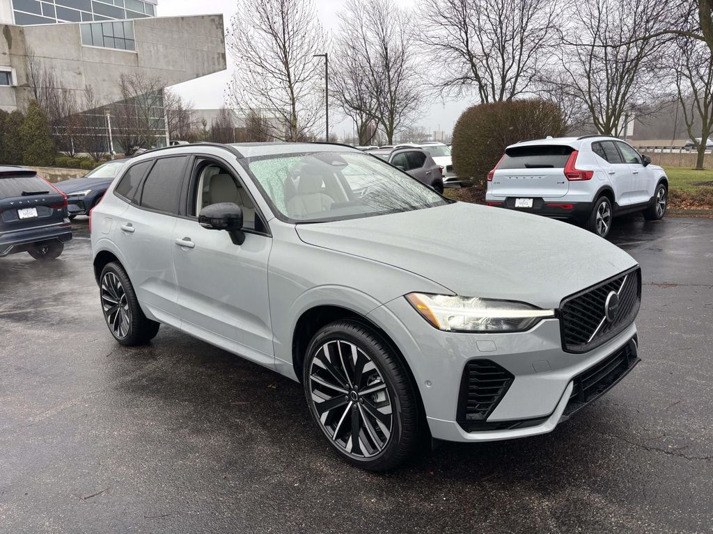 2026 Volvo XC60 B5 Ultra AWD