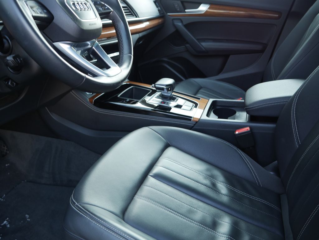 Thumbnail: 2023 Audi Q5 - 20