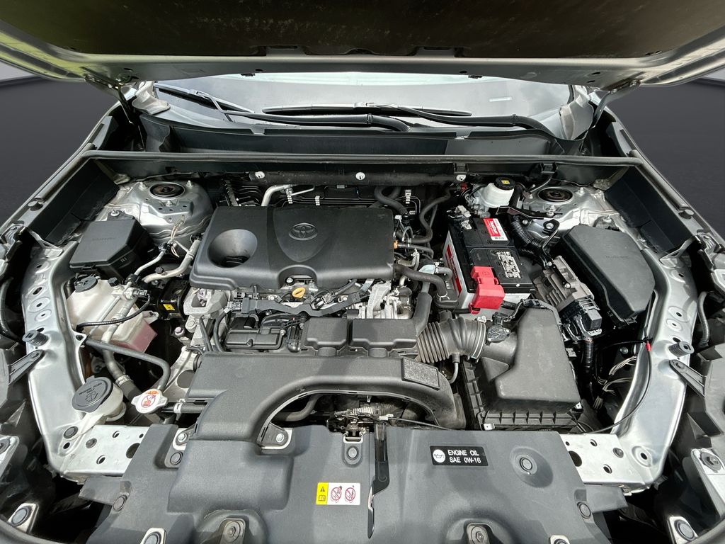 Thumbnail: 2021 Toyota RAV4 - 32