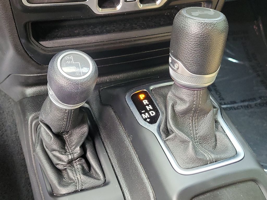 2020 Jeep Wrangler Unlimited Black and Tan - Photo 36