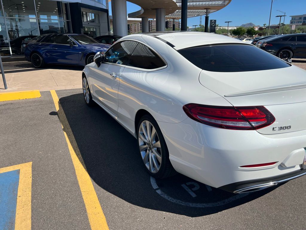 Thumbnail: 2021 Mercedes-Benz C-Class - 4