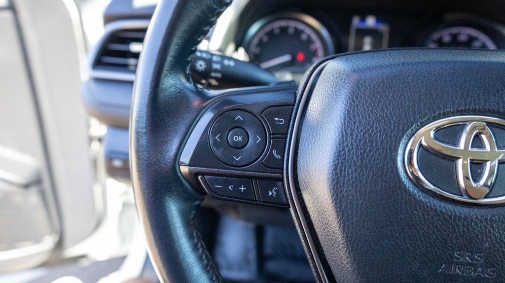 Used 2022 Toyota Camry SE 4D Sedan