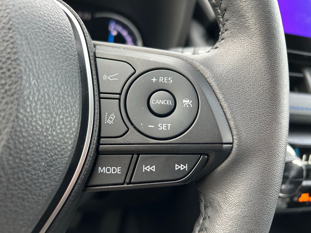 Thumbnail: 2023 Toyota RAV4 - 19