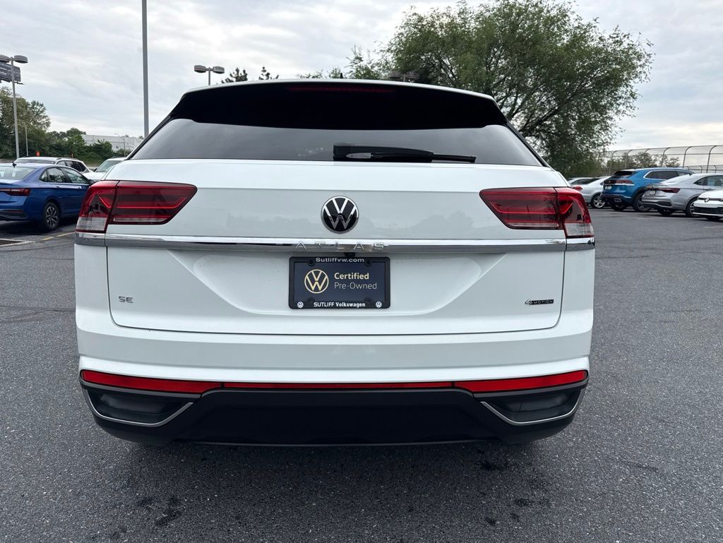 2023 Volkswagen Atlas Cross Sport 2.0T SE White at Sutliff Volkswagen