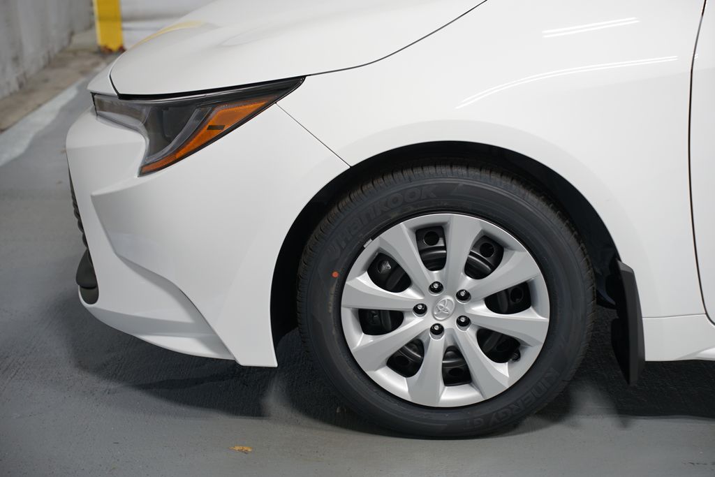 Thumbnail: 2025 Toyota Corolla - 5