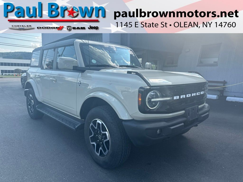 2025 Ford Bronco Outer Banks 4-Door 4WD
