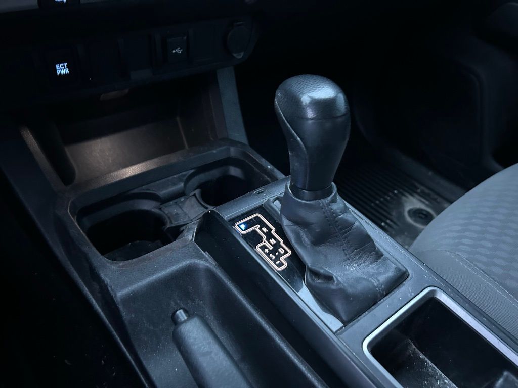 Thumbnail: 2022 Toyota Tacoma - 27
