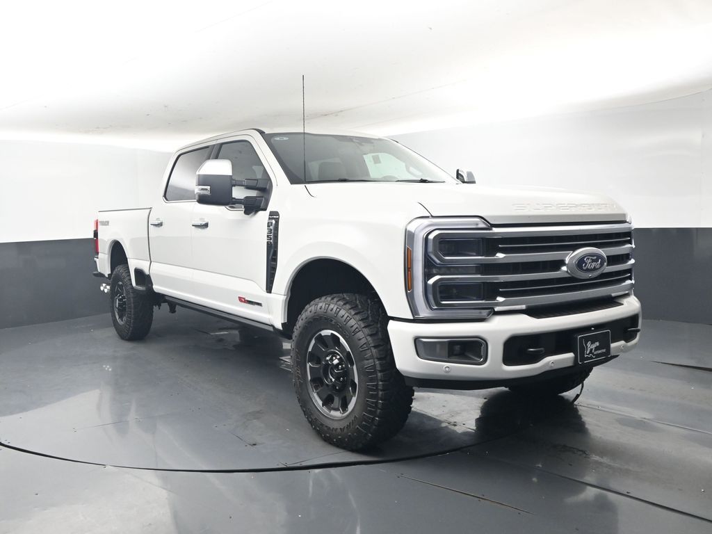 2026 Ford F-350 Super Duty Platinum Crew Cab 4WD