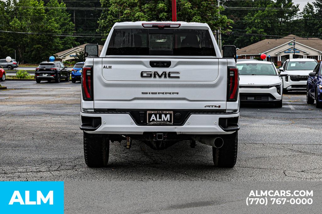 Used 2025 White GMC AT4 image 12