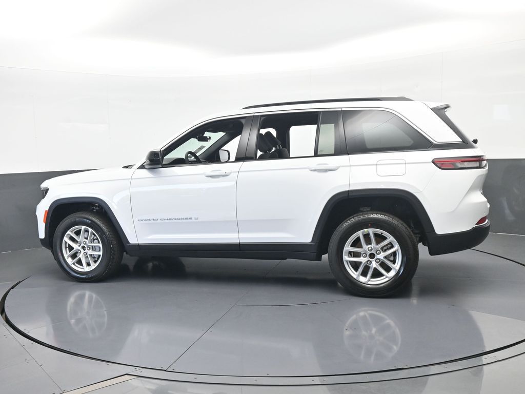 New 2026 Bright White Clearcoat Jeep Laredo X image 3
