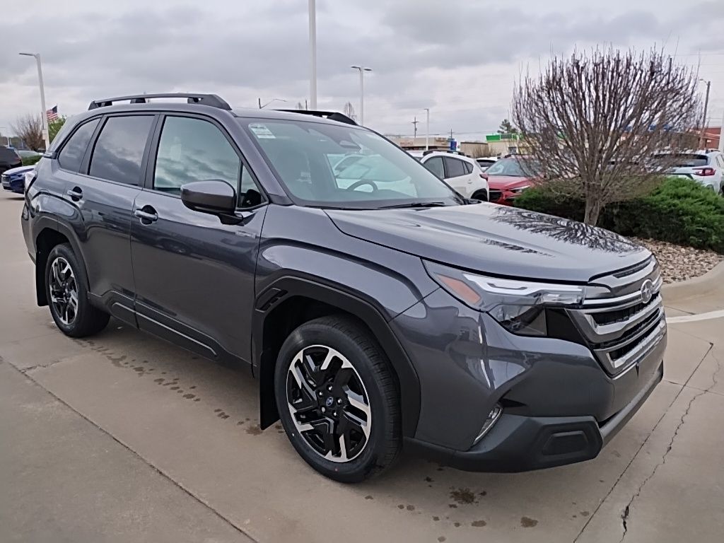 View vehicle photo 5