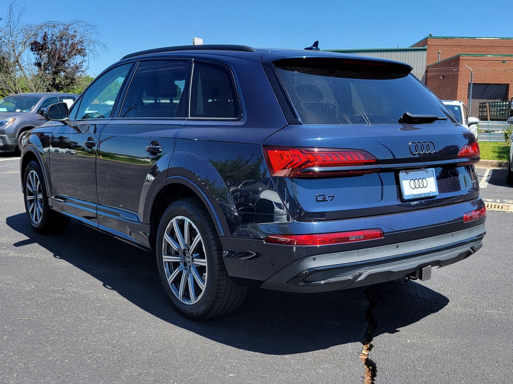 Thumbnail: 2023 Audi Q7 - 4