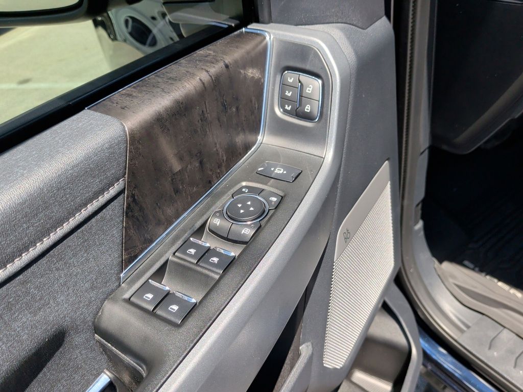 2024 Ford F-250SD Lariat - 11
