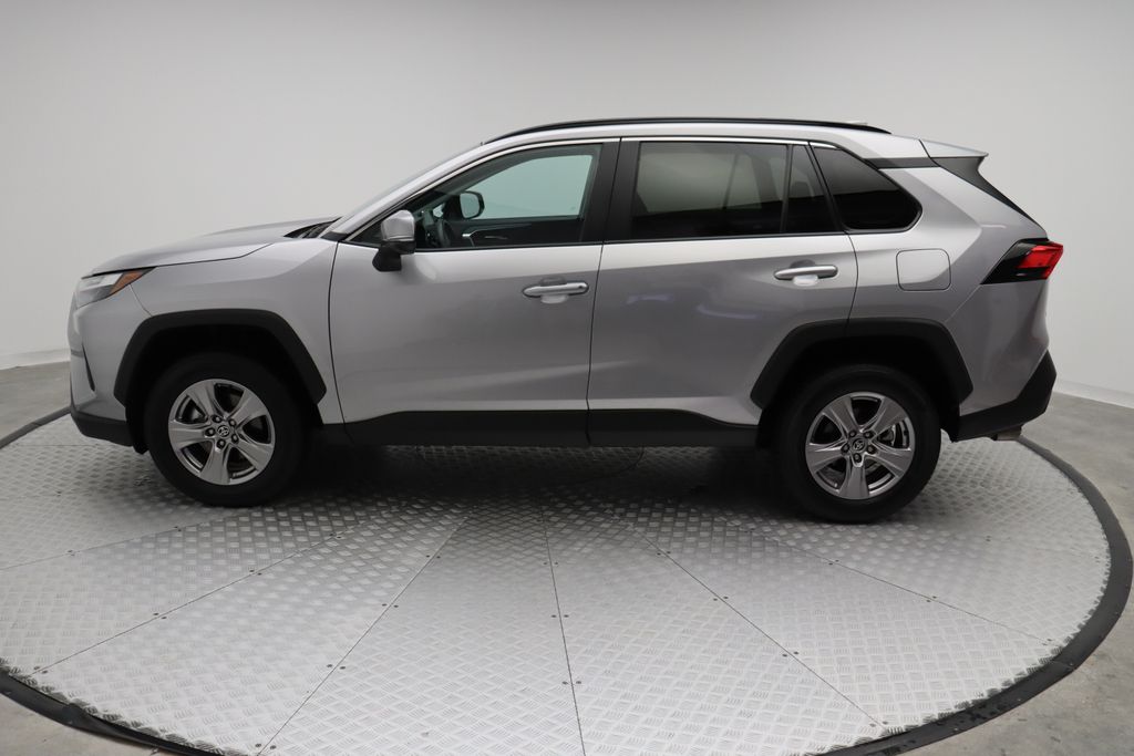 2023 Toyota RAV4 XLE 12