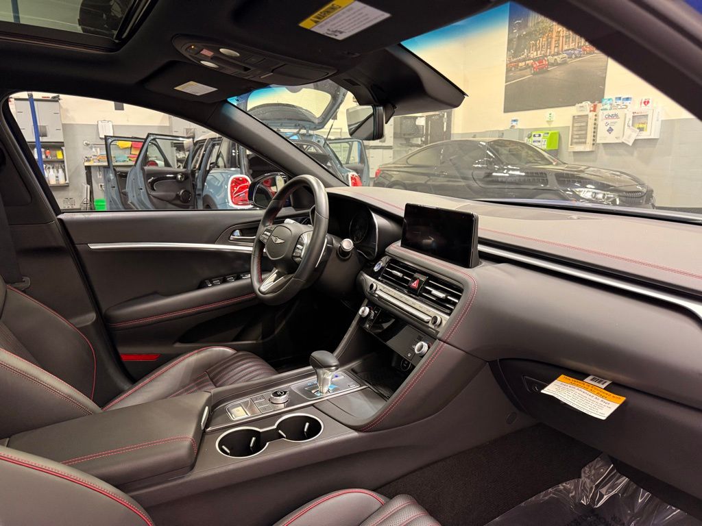 Thumbnail: 2025 Genesis G70 - 29