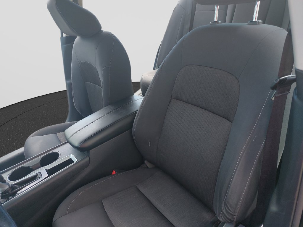 Used 2025 Nissan Altima Sedan