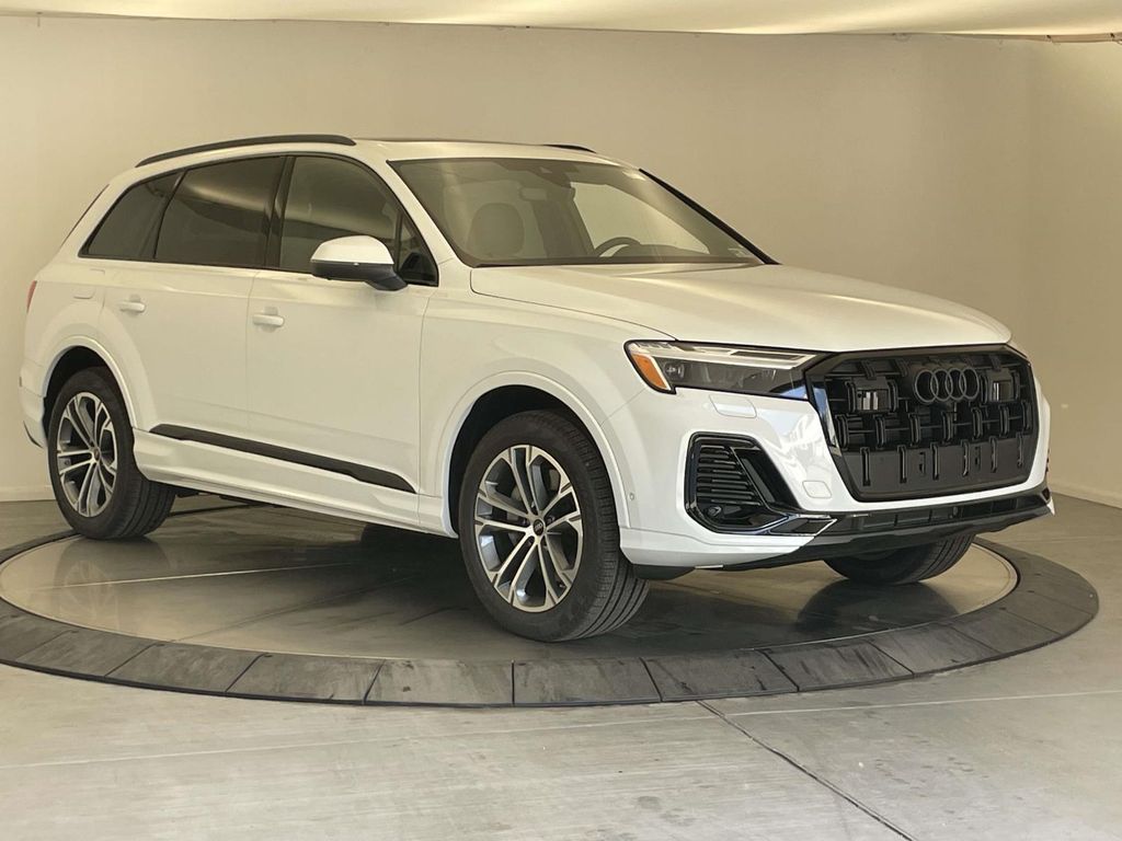 2026 Audi Q7 45 Premium White at Audi Porsche Sewickley