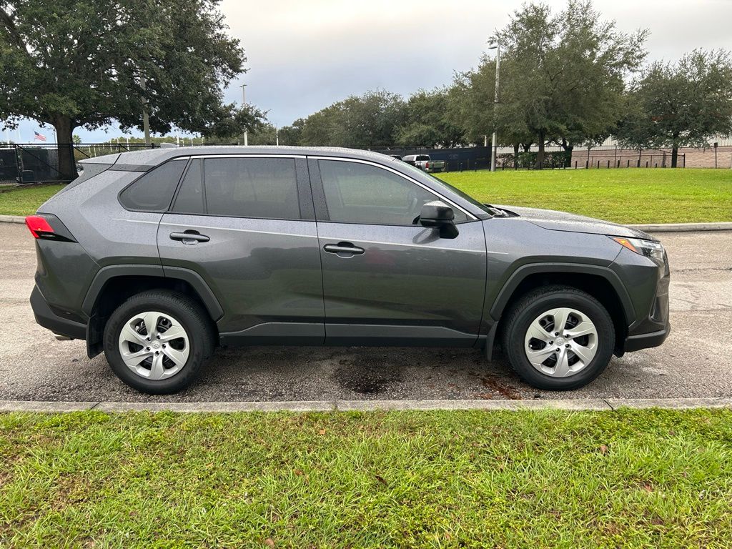 Thumbnail: 2025 Toyota RAV4 - 6