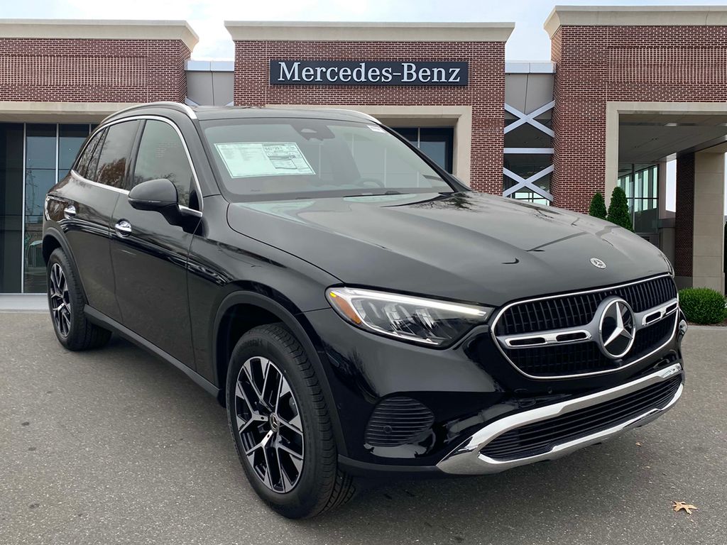 2025 Mercedes-Benz GLC 350 3