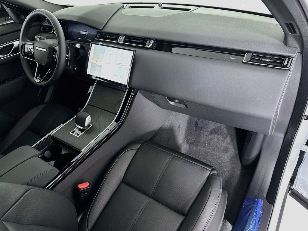 Thumbnail: 2026 Land Rover Range Rover Velar - 17