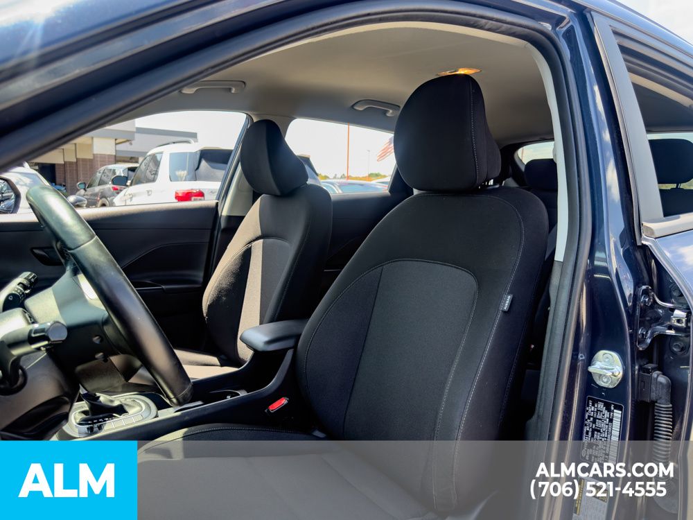 Certified Used 2024 Blue Hyundai SEL image 6