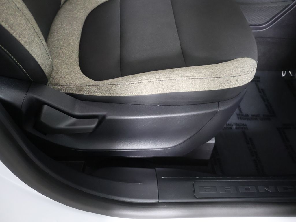 Used 2025 White Ford Big Bend image 30