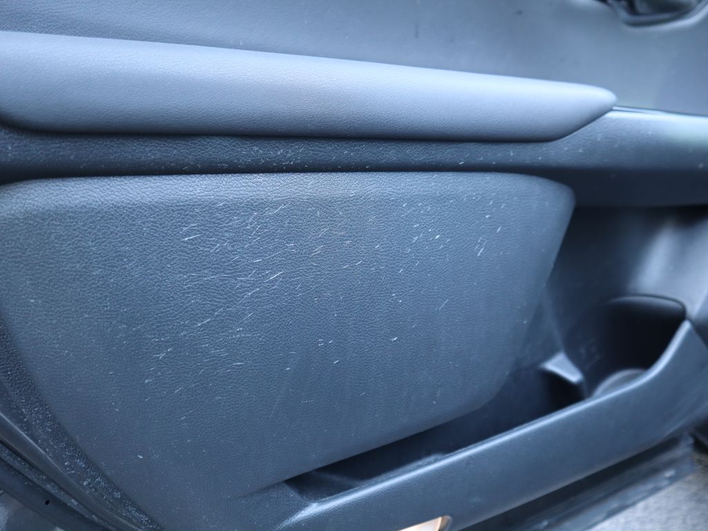 Thumbnail: 2022 Lexus UX - 21