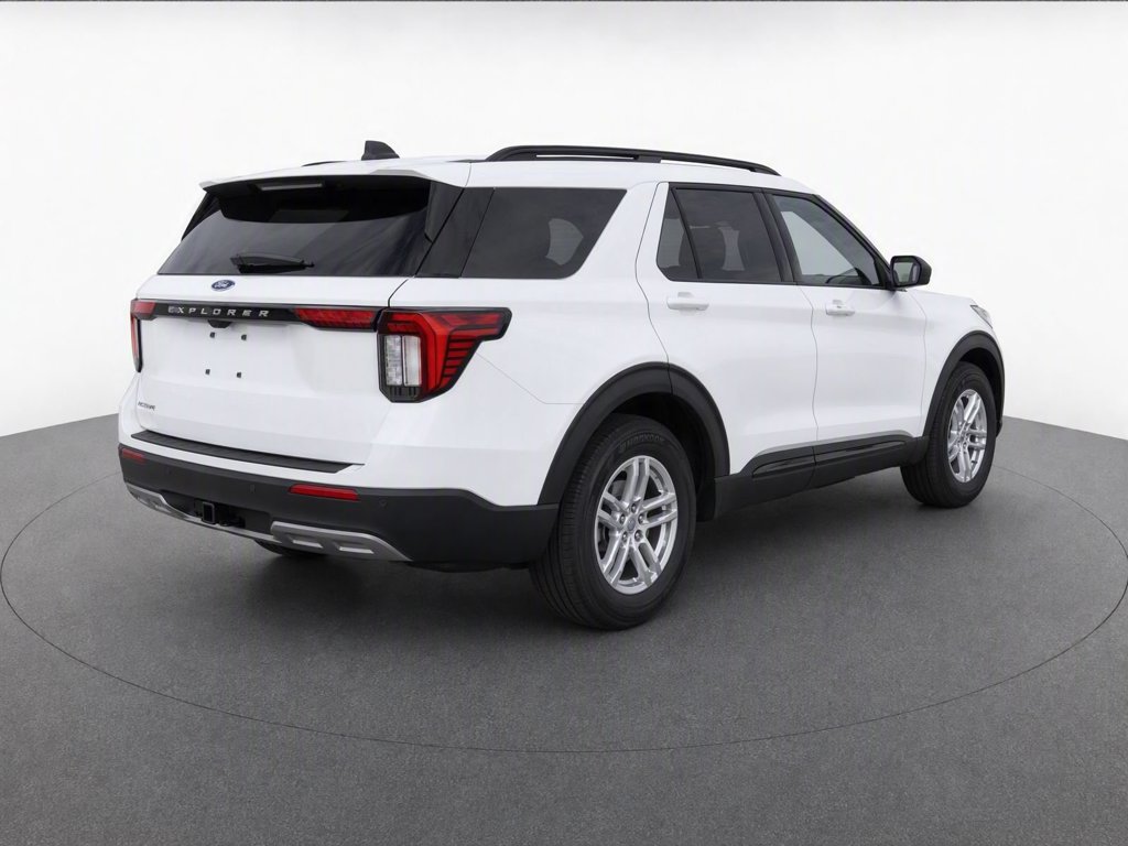 New 2026 Star White Metallic Tri-Coat Ford Active image 3