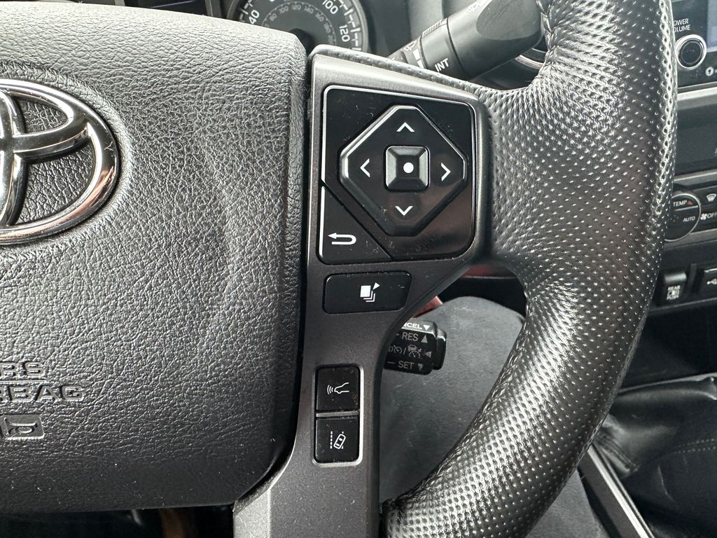 2022 Toyota Tacoma TRD Off-Road