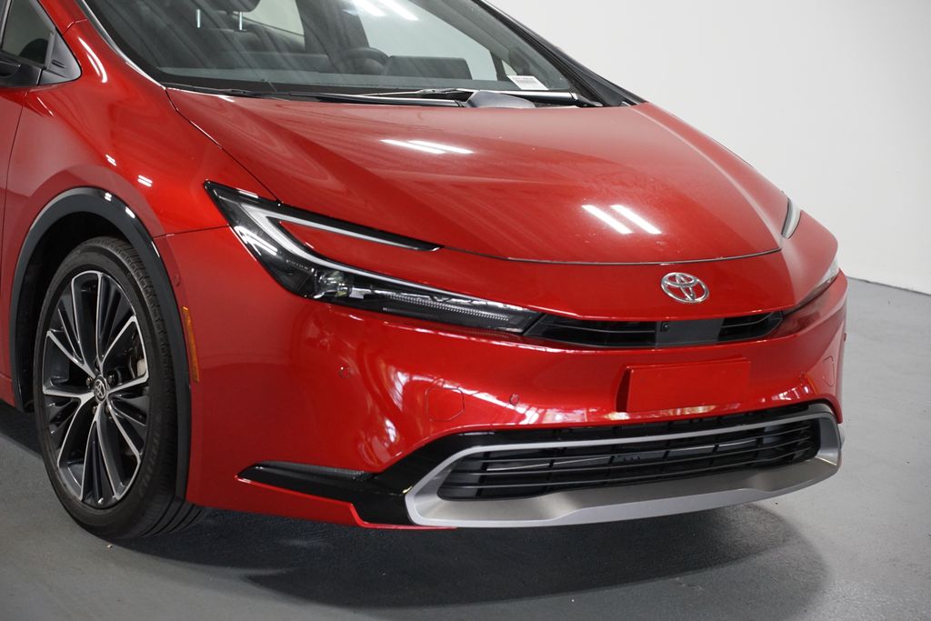 Thumbnail: 2024 Toyota Prius - 4