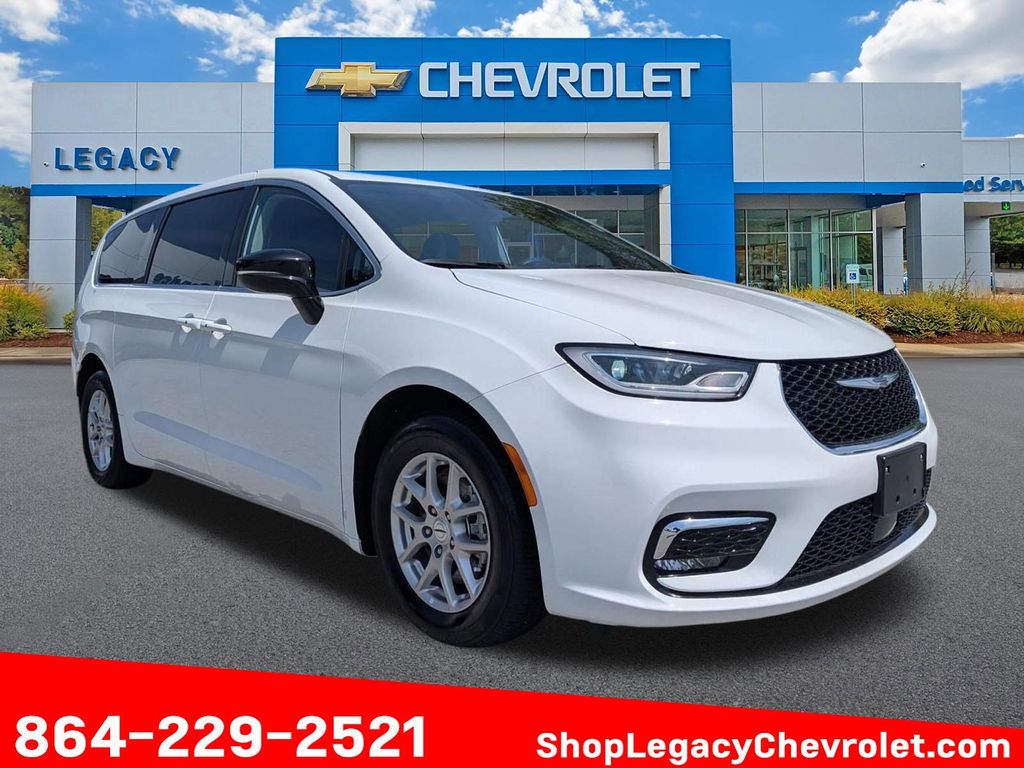 2024 Chrysler Pacifica Touring L FWD