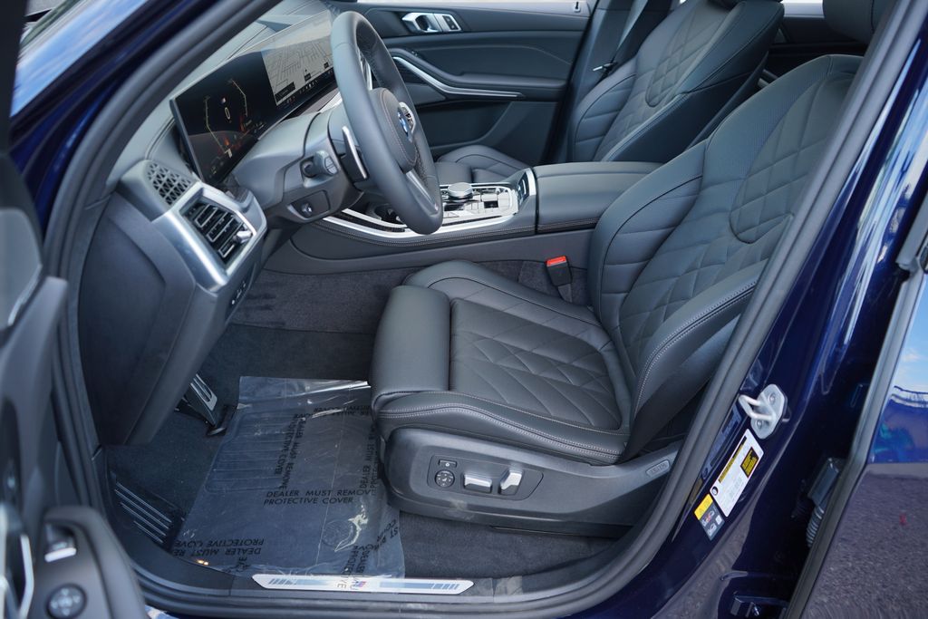 Thumbnail: 2026 BMW X5 - 11
