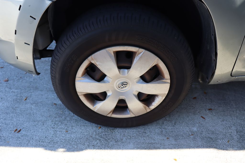 Thumbnail: 2008 Toyota RAV4 - 4