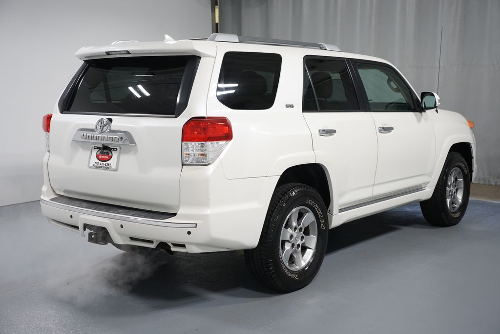 Thumbnail: 2011 Toyota 4Runner - 8