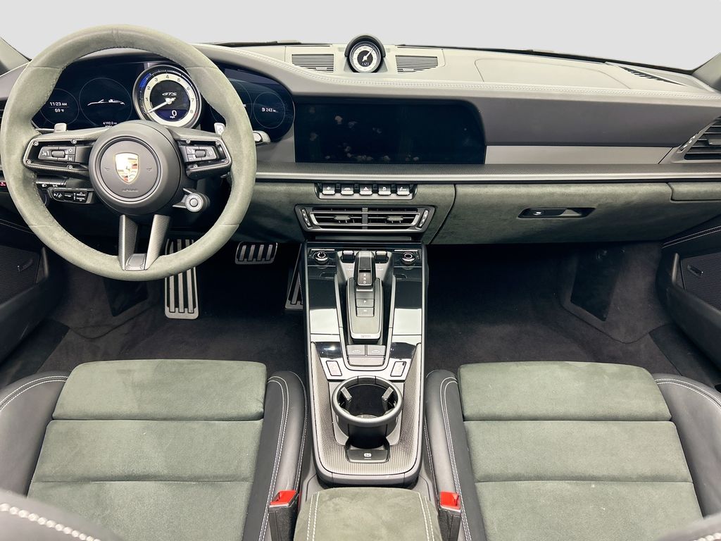 Thumbnail: 2024 Porsche 911 - 13